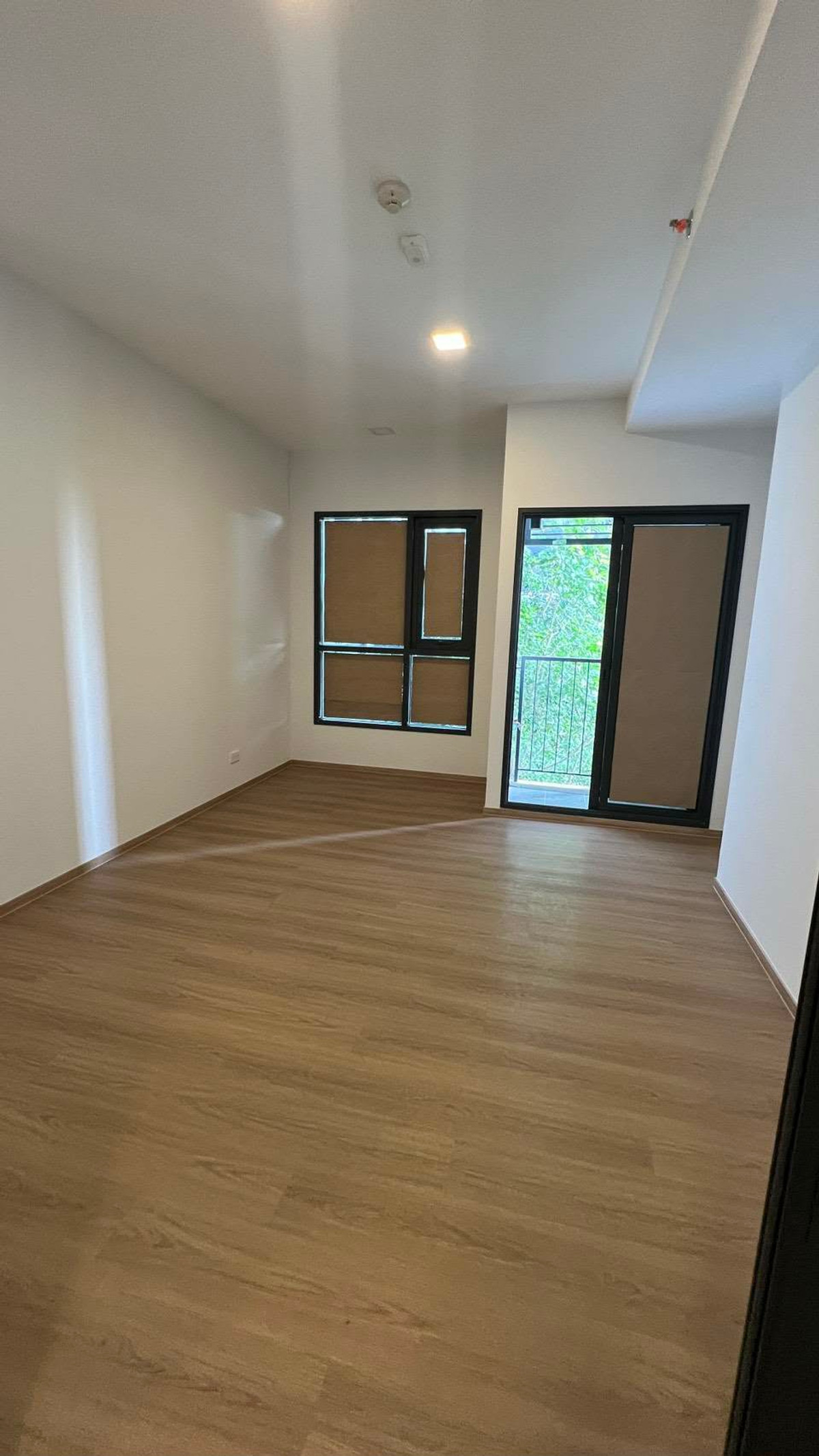 For RentCondoPinklao, Charansanitwong : ⭐️ Chapter One Spark Charan⭐️ Room for rent, size 23 sq m., 6th floor, ready to move.