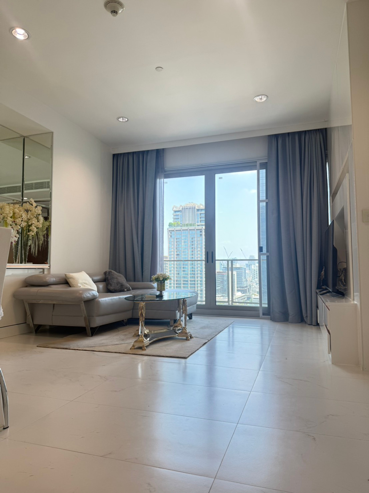 CondoWitthayu, Chidlom, Langsuan, Ploenchit : For rent and sale 1 bedroom 1 bathroom 184 Rajadamri | 185 Rajadamri