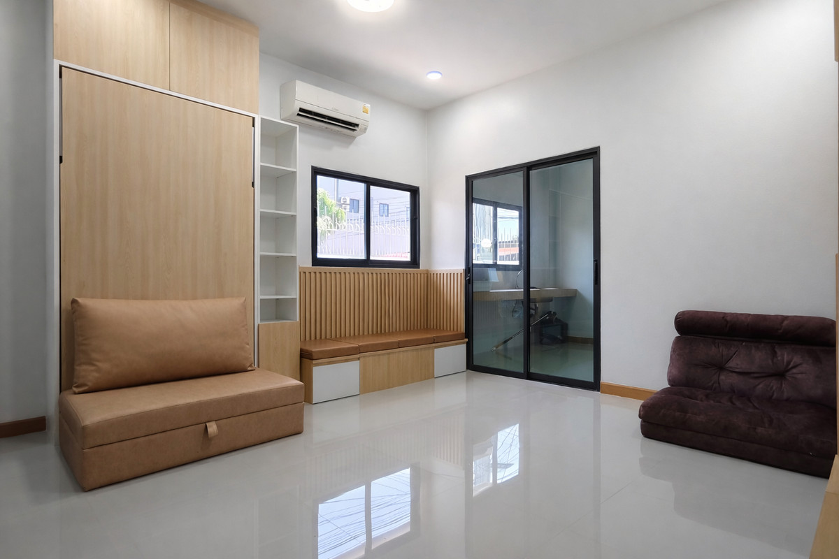 ขายบ้านปิ่นเกล้า จรัญสนิทวงศ์ : 🔥ขายบ้านเดี่ยว 2 หลัง ชั้นเดียวทำเลหน้าซอยใกล้ร้านค้า ใกล้ถนนใหญ่ ใกล้ รพ.รักษ์ข้อ🔥ปากซอยหมู่บ้านพิบูลย์ จรัญฯ 35 บ้านอยู่แทบติดถนน ไม่ต้องเข้าลึก ไม่ต้องหลง ใครทำธุรกิจ = ลูกค้าเห็นก่อนใคร