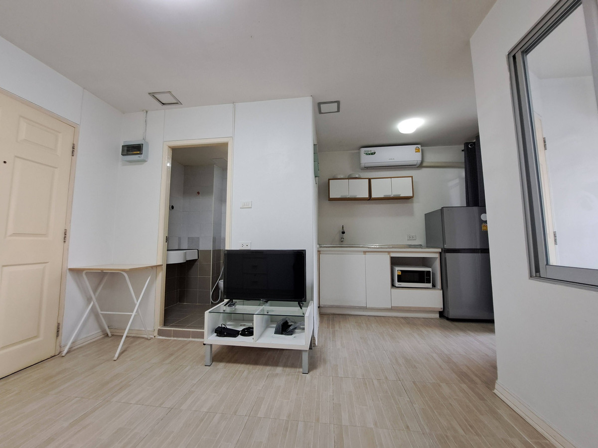 ขายคอนโดรามคำแหง หัวหมาก : #รามคำแหง 𝟰𝟯/𝟭  🚗 ทะลุซอยลาดพร้าว 𝟭𝟭𝟮 ได้  || 𝟱 นาที ทาวน์อินทาวน์ || 𝟱 นาที  🛍️ใกล้แหล่งของกิน  