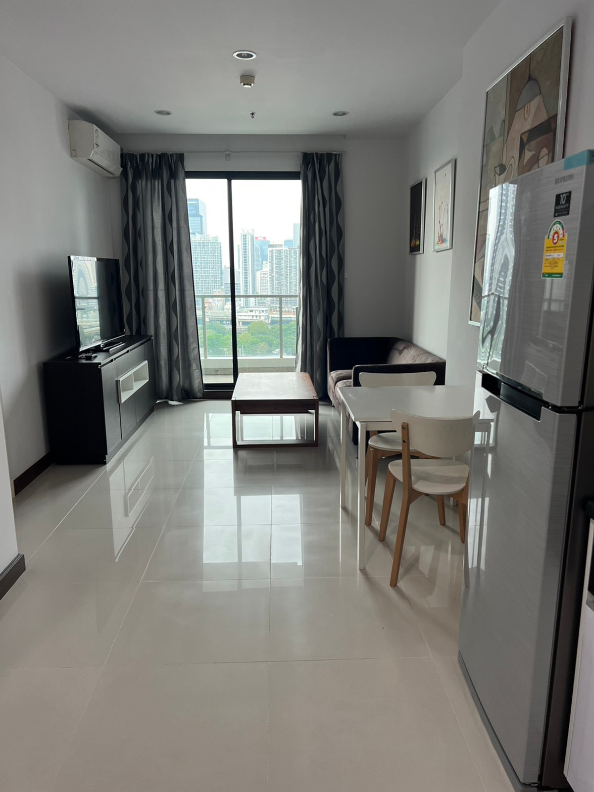 For RentCondoRama9, Petchburi, RCA : [STOP! This deal is an absolute "Godsend"... How is this price even possible at Asoke Intersection? 💎✨]  🔥 Supalai Premier @Asoke - Mind-Blowing Price! Only 21,000 THB/Month! 🔥 (Normally, units at Asoke-Phetchaburi in this size go for 25,000++; 
