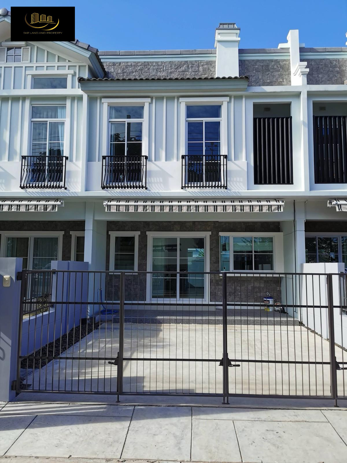 ให้เช่าทาวน์โฮมสมุทรปราการ สำโรง : ให้เช่าทาวน์โฮม Indy ศรีนครินทร์-แพรกษา ใกล้รถไฟฟ้า BTS ศรีนครินทร์ และใกล้โรบินสัน สมุทรปราการ