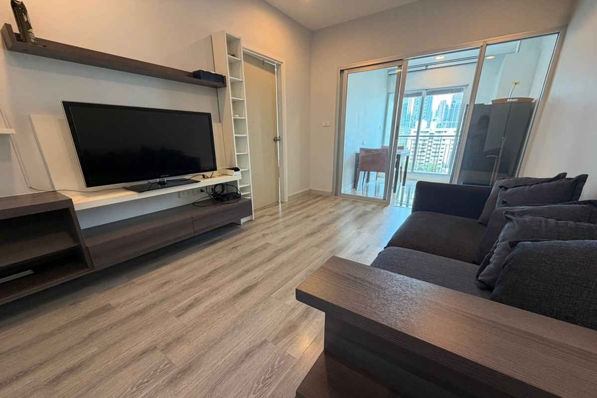 ให้เช่าคอนโดสาทร นราธิวาส : 🔥 เช่าด่วน !! Centric Sathorn -St.Louis, 1 ห้องนอน, 1 ห้องน้ำ, วิวเมือง, ห้องทิศตะวันออก, ชั้นสูง 11++, ห้องหายาก, ครัวปิด !!🔥Code C20240200442 แต่งครบ, พร้อมเข้าอยู่📣📣