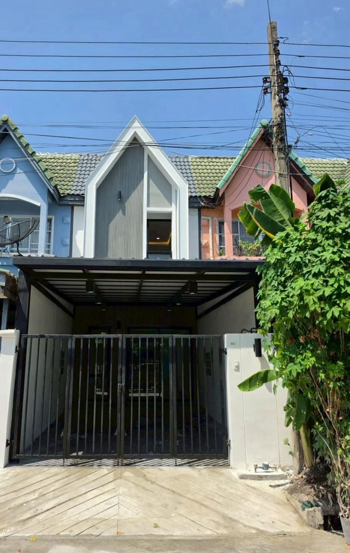 ขายทาวน์โฮมนวมินทร์ รามอินทรา : ขายทาวน์โฮม 2 ชั้น หมู่บ้านตะวันนา จตุโชติ 12 (Tawanna Chatuchot 12) ขนาด 17 ตารางวา 2 ห้องนอน ถนนจตุโชติ แขวงออเงิน เขตสายไหม กรุงเทพมหานคร