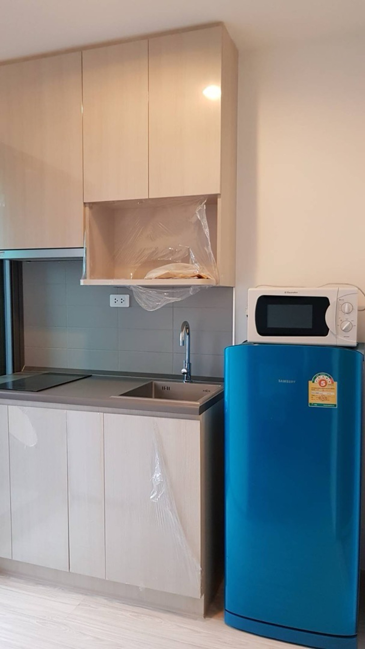 ให้เช่าคอนโดบางนา แบริ่ง ลาซาล : ให้เช่า 📍 IDEO Mobi Sukhumvit Eastgate 📍 เฟอร์นิเจอร์ และ เครื่องใช้ไฟฟ้าครบ ใกล้ BTS บางนา