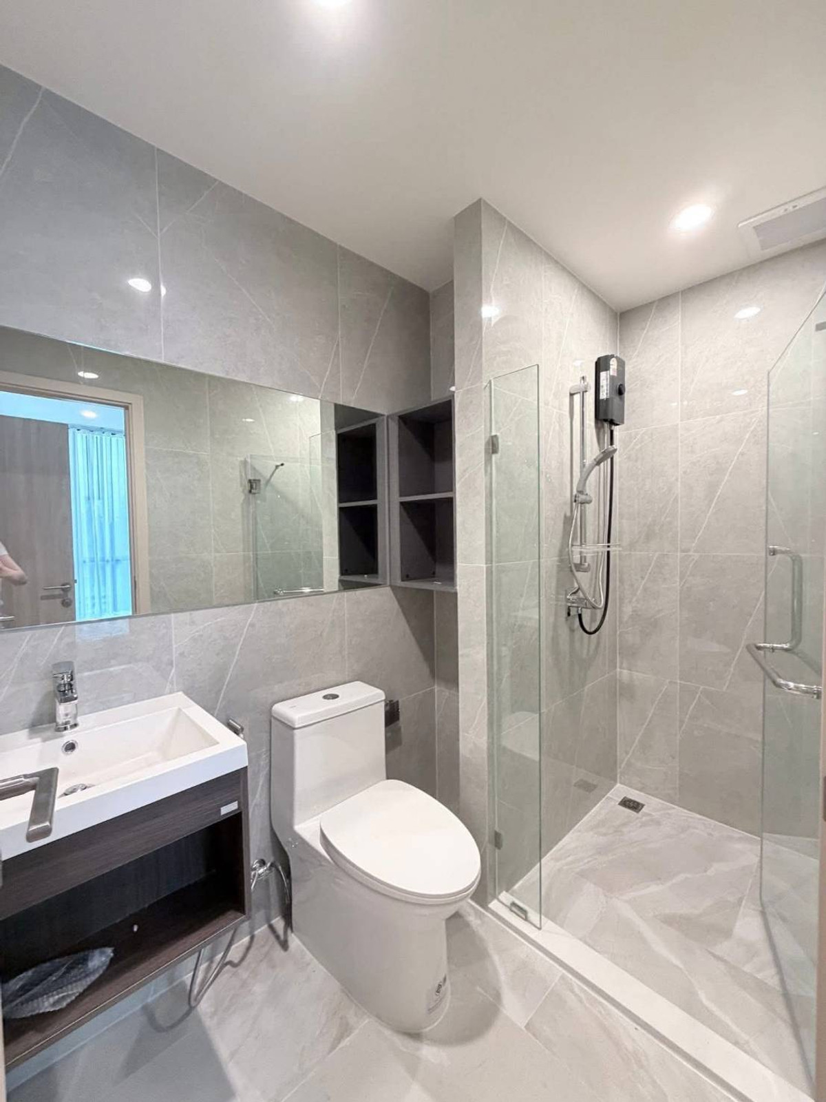 ให้เช่าคอนโดพระราม 9 เพชรบุรีตัดใหม่ RCA : ให้เช่า ✨ Nue District R9 Rama 9 ✨ เฟอร์นิเจอร์ และ เครื่องใช้ไฟฟ้าครบ ใกล้ MRT พระราม 9