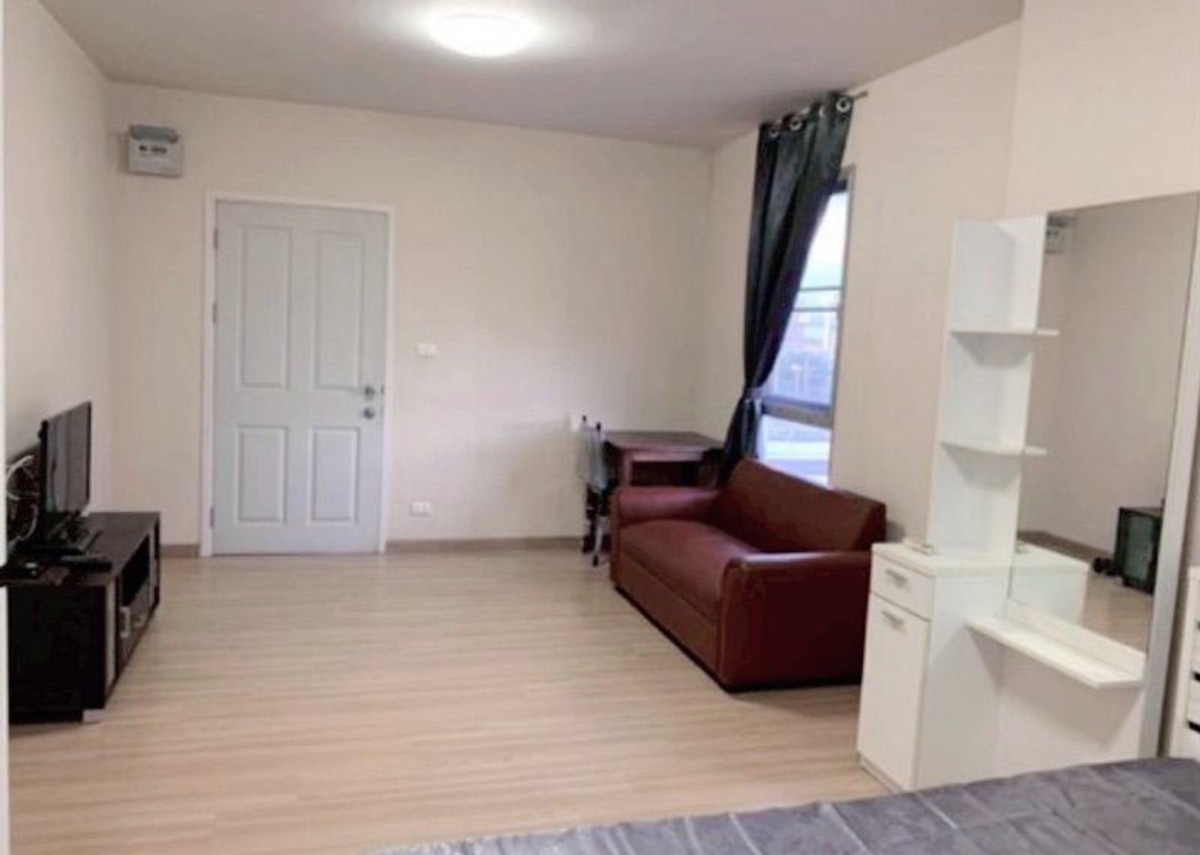 ขายคอนโดนวมินทร์ รามอินทรา : (รหัส SM1862) ขายคอนโด โครงการ Plum Condo Nawamin : พลัม คอนโด นวมินทร์ // คอนโดนวมินทร์ ราคาล้านต้นๆ ใกล้ห้างใหญ่ แหล่งช็อปปิ้ง