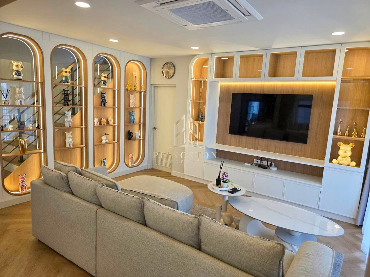 HouseBangna, Bearing, Lasalle : Luxury 2-Storey Home Centro Bangna 📞092-4252445