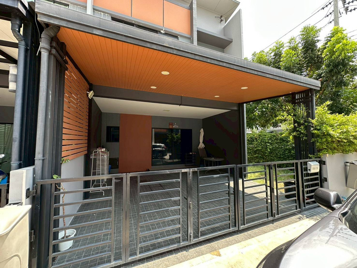 For SaleTownhomeRama5, Ratchapruek, Bangkruai : Townhome for sale, Siri Place Charan-Pinklao Project.