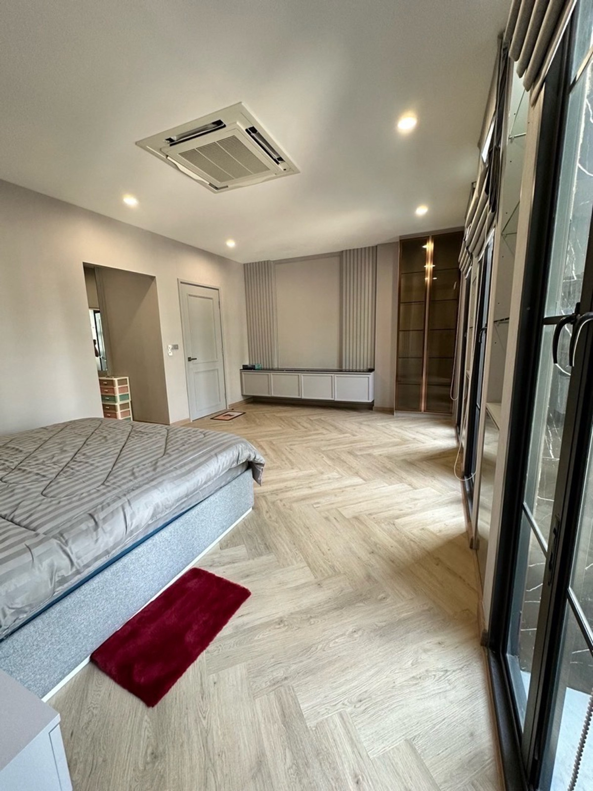 ให้เช่าโฮมออฟฟิศนวมินทร์ รามอินทรา : ให้เช่า โมเดิร์น โฮมออฟฟิศหรู ดีไซน์สวย @ ซอยรามอินทรา 62 สามารถจดทะเบียนบริษัท และเลี้ยงสัตว์ได้