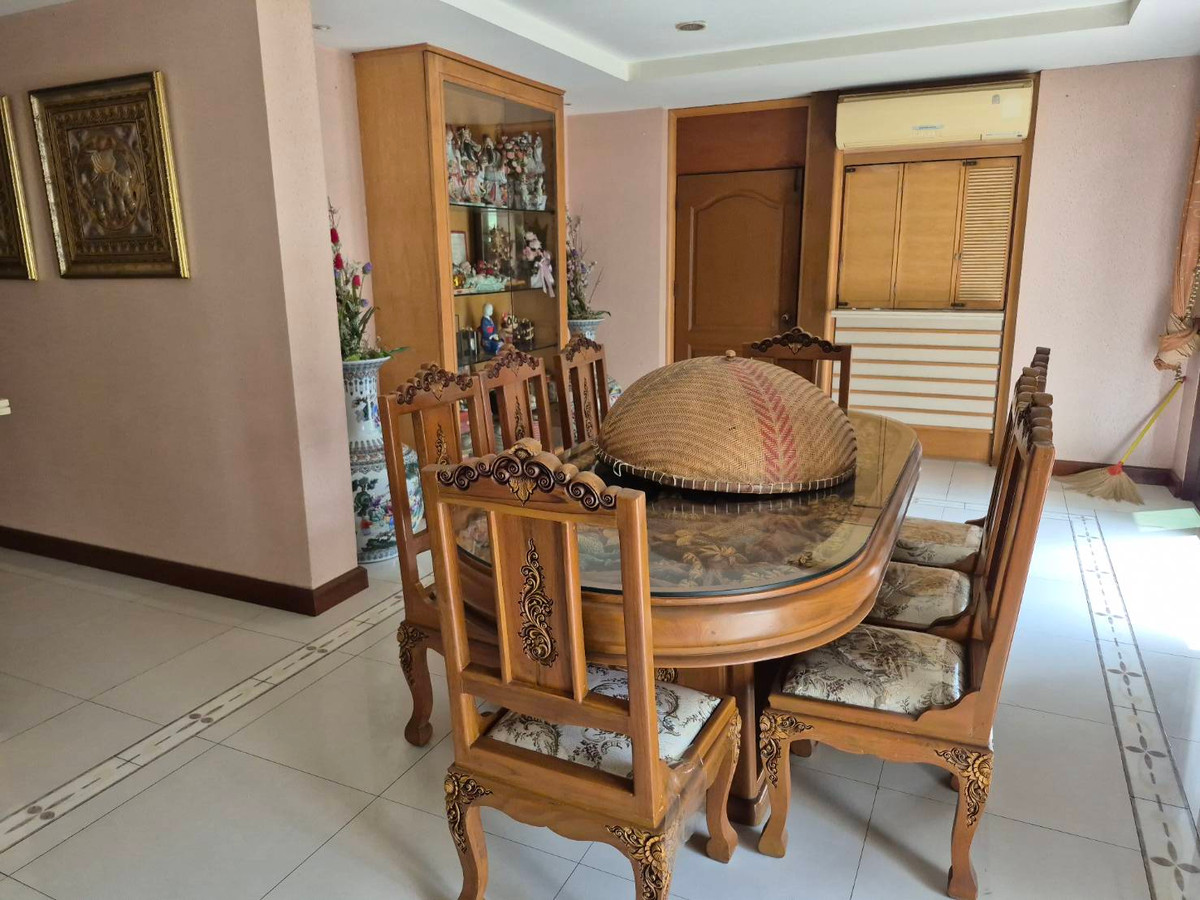 ขายบ้านนวมินทร์ รามอินทรา : บ้านเดี่ยวหรู กฤษดานคร 25 | 16 ล้าน 6 ห้องนอน | ใกล้รถไฟฟ้าวงแหวนรามอินทรา  | บ้านมงคล ฮวงจุ้ยดี  “ครบทั้งทำเล + พลังดี”