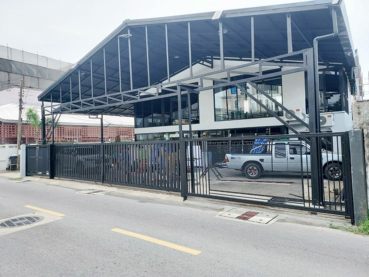 For RentRetail SpaceChokchai 4, Ladprao 71, Ladprao 48, : Standalone Building 520 sqm. Lat Phrao 64 - Sutthisan Winitchai For Cafe, Office, Clinic, Studio