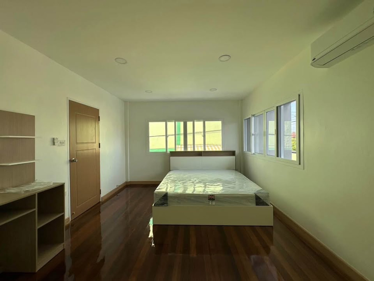 ให้เช่าทาวน์โฮมวิภาวดี ดอนเมือง หลักสี่ : 🏡หมู่บ้านศิริสุข 2 ชั้น  ดอนเมือง ( N1-1192 ) 📍ทาวน์โฮม เนื้อที่ 25 ตารางวาช่างอากาศอุทิศ 20  ✨(รีโนเวทใหม่ทั้งหลัง)  พร้อมเฟอร์นิเจอร์ทั้งหลัง🏡