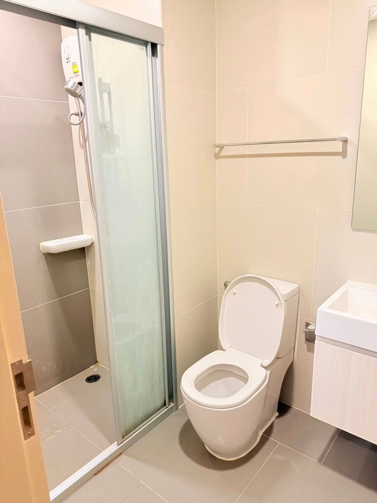 For RentCondoKasetsart, Ratchayothin : #E380🎉060469 Condo for Rent at Lumpini Park Phahon 32