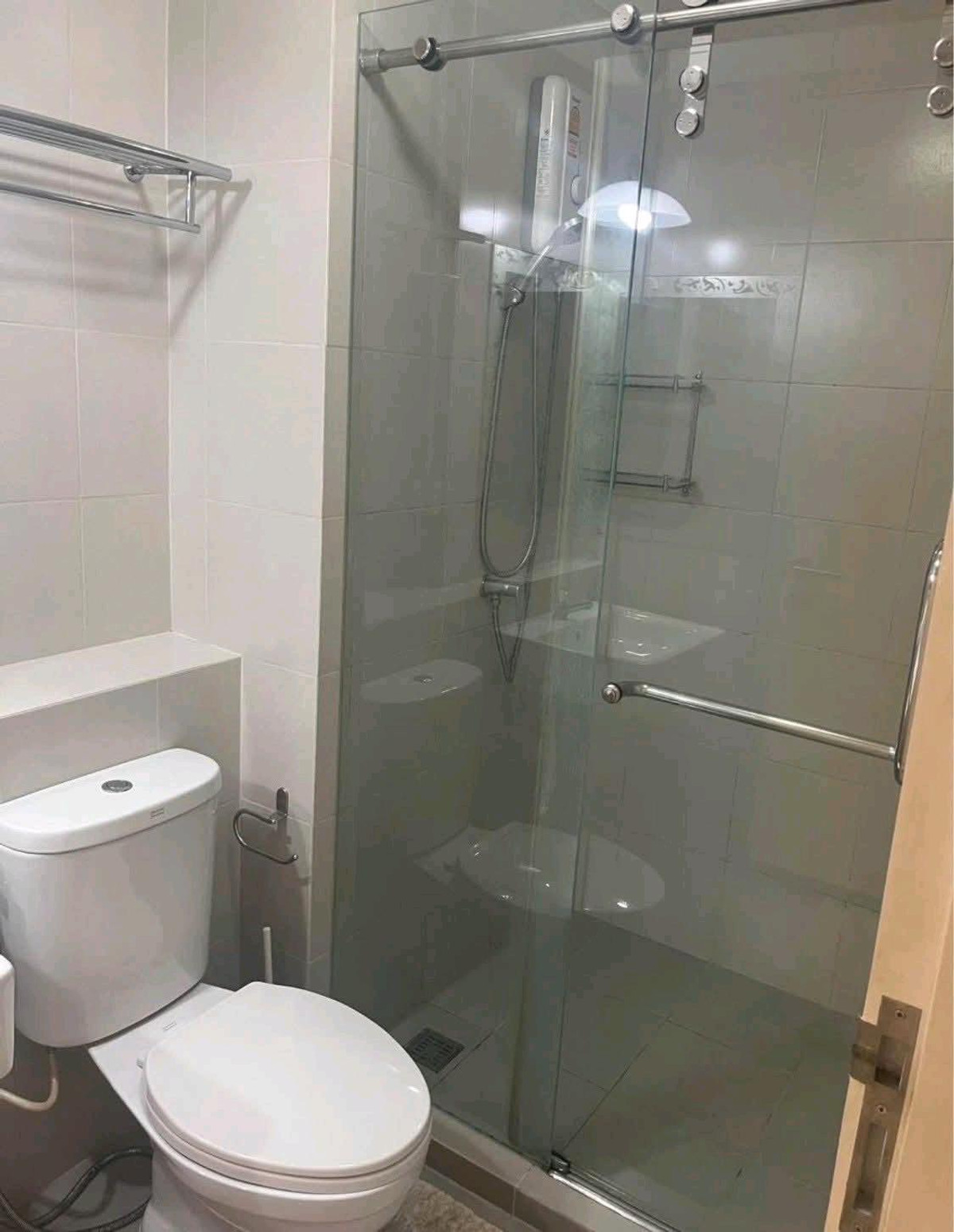 ให้เช่าคอนโดลาดพร้าว101 แฮปปี้แลนด์ : ✨🚇 ใกล้รถไฟฟ้า ห้องสวย แต่งครบ พร้อมอยู่ ทำเลดี ราคาน่ารัก รีบจองก่อนหลุด!