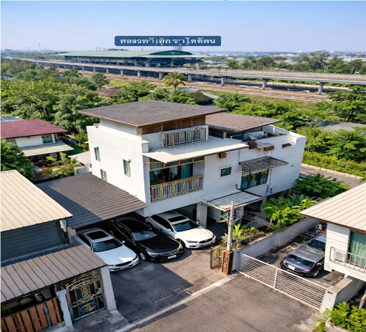 ให้เช่าบ้านปิ่นเกล้า จรัญสนิทวงศ์ : ลดราคาครั้งที่ 3 25% 35,999 B-M ฉิมพลี 4-5นอน สถานีรถไฟตลิ่งชัน 600 ม. บ้านเดี่ยว 3 ชั้น 4แอร์ 72 ตร.วา 360 ตร.ม.