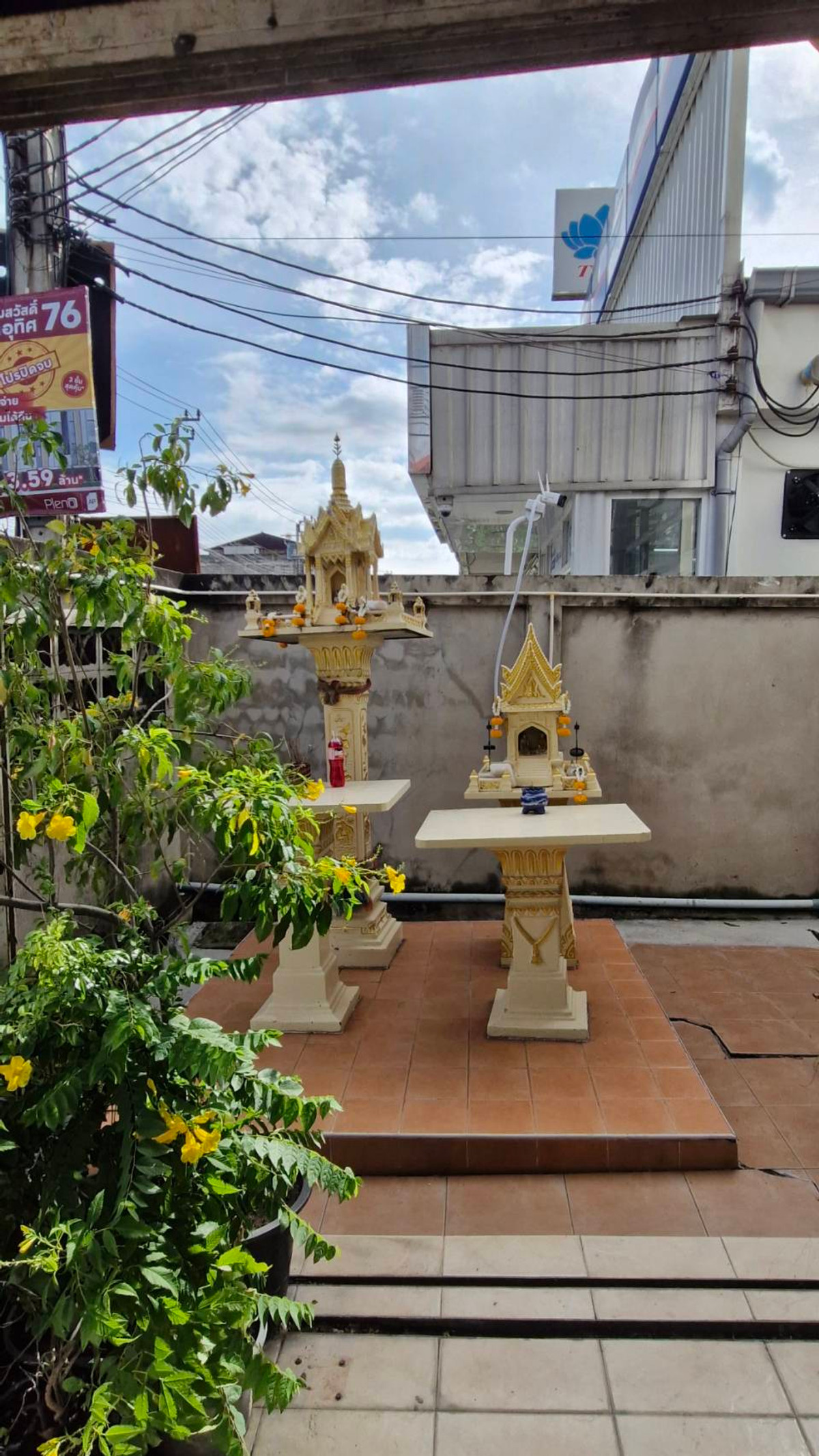 ขายราษฎร์บูรณะ สุขสวัสดิ์ : ขายอพาร์ทเม้น 4 ชั้น 24 ห้อง ปากซอยประชาอุทิศ 76 ทำเลทุ่งครุ ใกล้ CJ MORE ซีเจ มอร์ เริ่มธุรกิจต่อได้ทันที