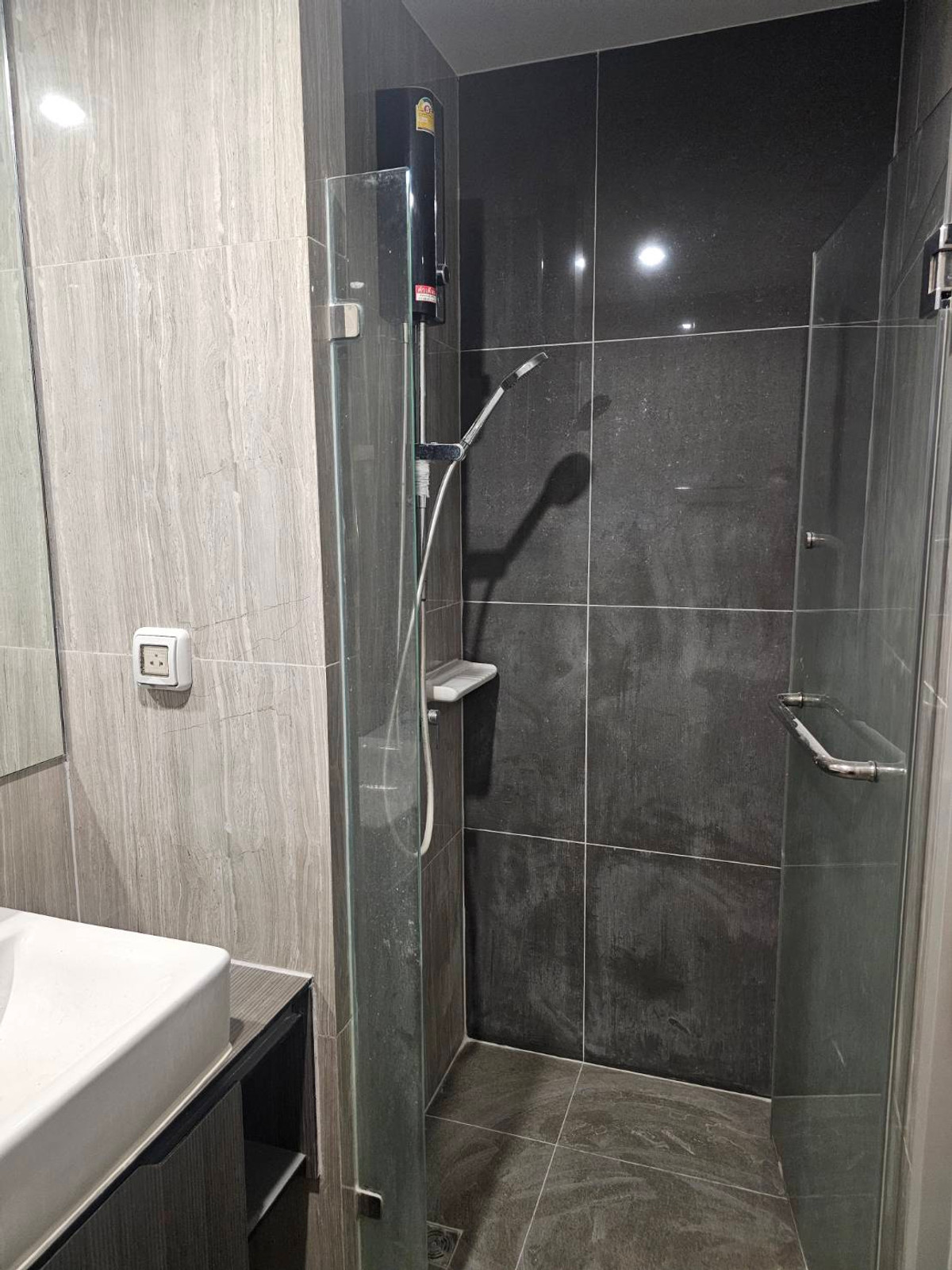 ให้เช่าคอนโดบางแค เพชรเกษม : The Parkland Phetkasem56 คอนโดใกล้ห้างซีคอน บางแค ,ติด MRT  