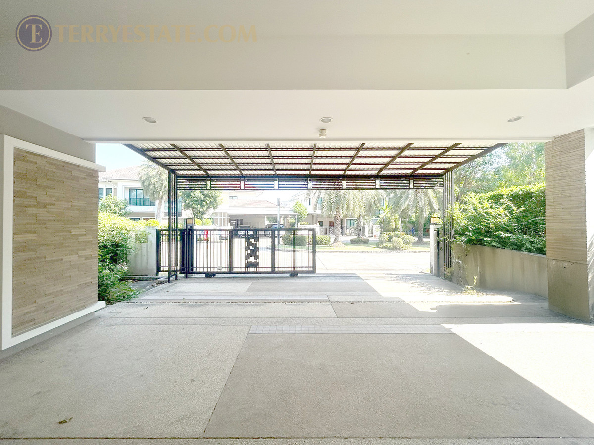 ขายบ้านพระราม 5 ราชพฤกษ์ บางกรวย : ขาย บ้านเดี่ยว แกรนด์ บางกอก บูเลอวาร์ด ราชพฤกษ์-รัตนาธิเบศร์ ขนาด 122.2 ตร.ว. บ้านหรูฟังก์ชันใหญ่ บนทำเลศักยภาพ