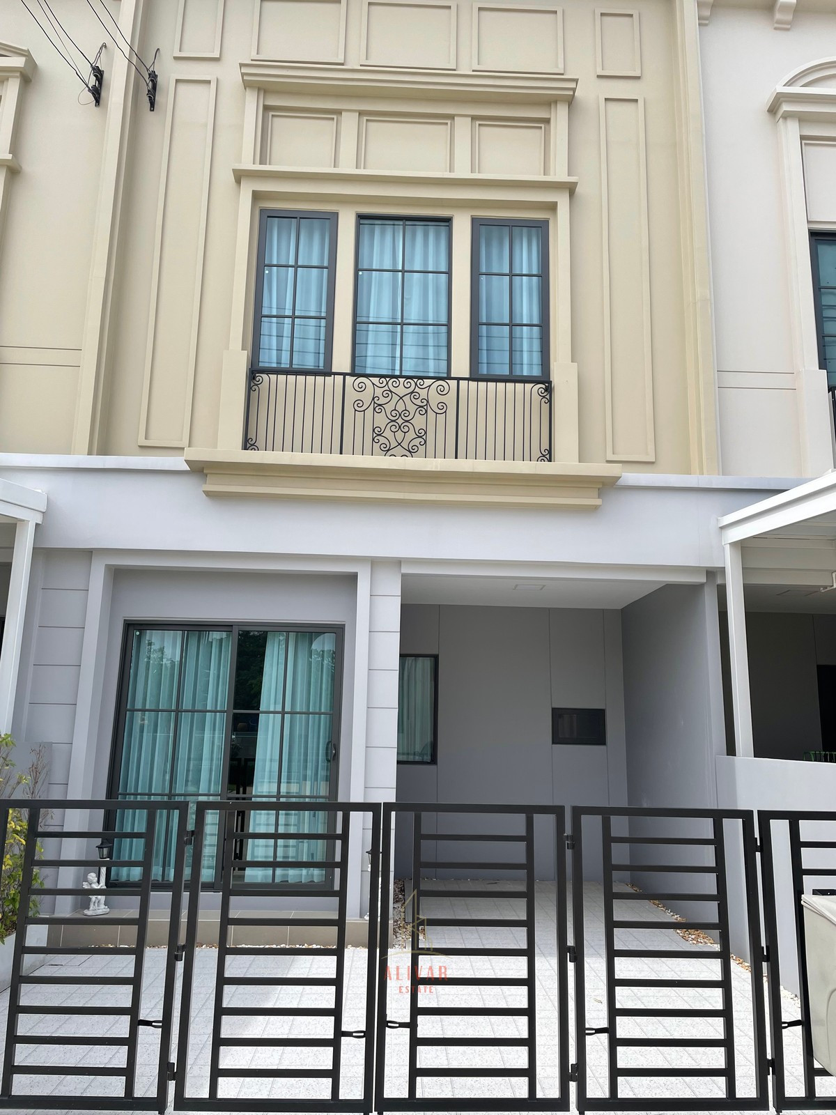 For RentTownhomeBangna, Bearing, Lasalle : RH033726 For rent, 2-story townhome, 2 bedrooms at Siri Place Mega Bangna, near Mega Bangna (Bangna-Trad Km. 5)