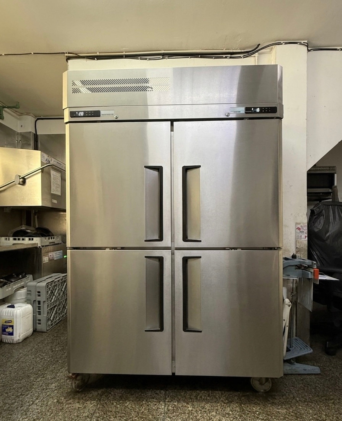 เซ้งร้านค้า/ตลาดนัดราชเทวี พญาไท : เซ้งด่วน ร้านอาหารทำเล 16 ปี ใต้คอนโดลุมพินี สะพานควาย ตรงข้าม Camping Ground