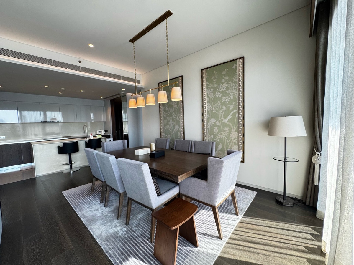 ให้เช่าคอนโดสุขุมวิท อโศก ทองหล่อ : 🏙 𝑭𝒐𝒓 𝒓𝒆𝒏𝒕 3 bedrooms @ 𝑻𝒆𝒍𝒂 𝑻𝒉𝒐𝒏𝒈𝒍𝒐𝒓 | 𝑼𝒍𝒕𝒓𝒂 𝒍𝒖𝒙𝒖𝒓𝒚 𝒊𝒏 𝒕𝒉𝒆 𝒎𝒊𝒅𝒅𝒍𝒆 𝒉𝒆𝒂𝒓𝒕 𝒐𝒇 𝑻𝒉𝒐𝒏𝒈𝒍𝒐𝒓 