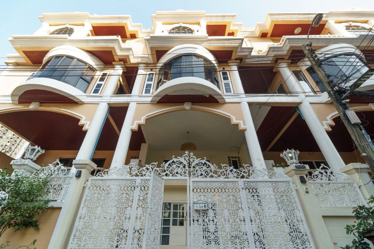 For RentTownhomeSukhumvit, Asoke, Thonglor : 💞Luxury house for rent in the heart of Thonglor 25, luxury townhome, 5 floors, 5 bedrooms, 5 bathrooms, fully furnished, area 400 sq m.