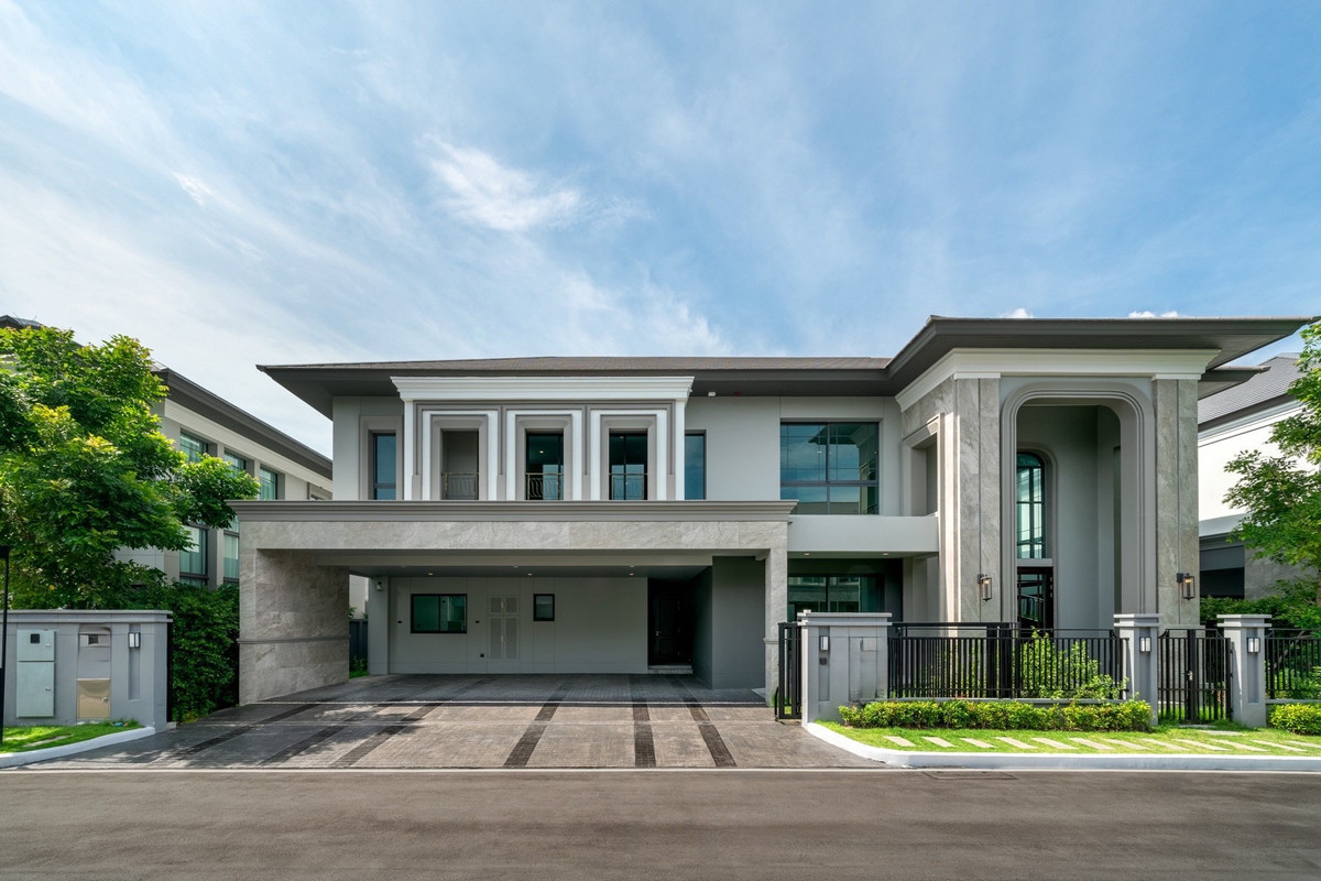 ขายบ้านบางนา แบริ่ง ลาซาล : แกรนด์ บางกอก บูเลอวาร์ด สุขุมวิท - ศรีนครินทร์ 