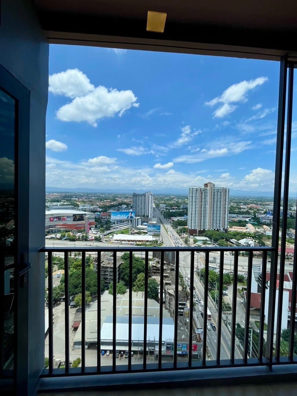 For RentCondoChiang Mai : 📍 Condo for Rent – The Base Chiang Mai (27th Floor)