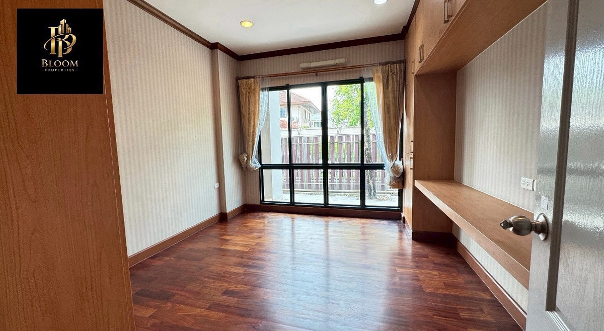 ขายบ้านนวมินทร์ รามอินทรา : ( 𝐅𝐨𝐫 𝐒𝐚𝐥𝐞 )🏠 Life bangkok boulevard Ramintra 105