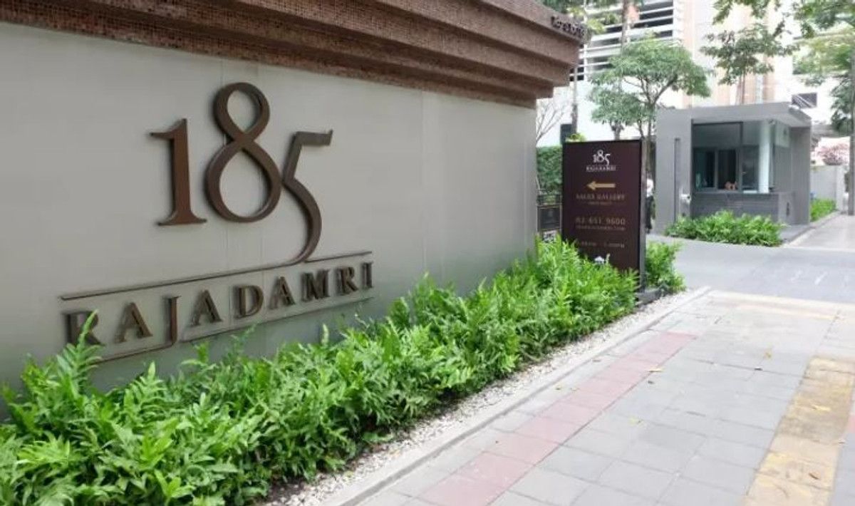 ขายคอนโดวิทยุ ชิดลม หลังสวน : ขายคอนโด 185 Rajadamri Duplex Unit ใจกลางราชดำริ