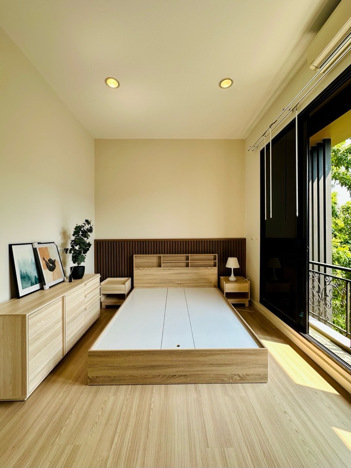 For RentTownhomeNawamin, Ramindra : Townhome for rent Baan Klang Muang Nawamin 42 Newly decorated, very beautiful Fully furnished, ready to move in