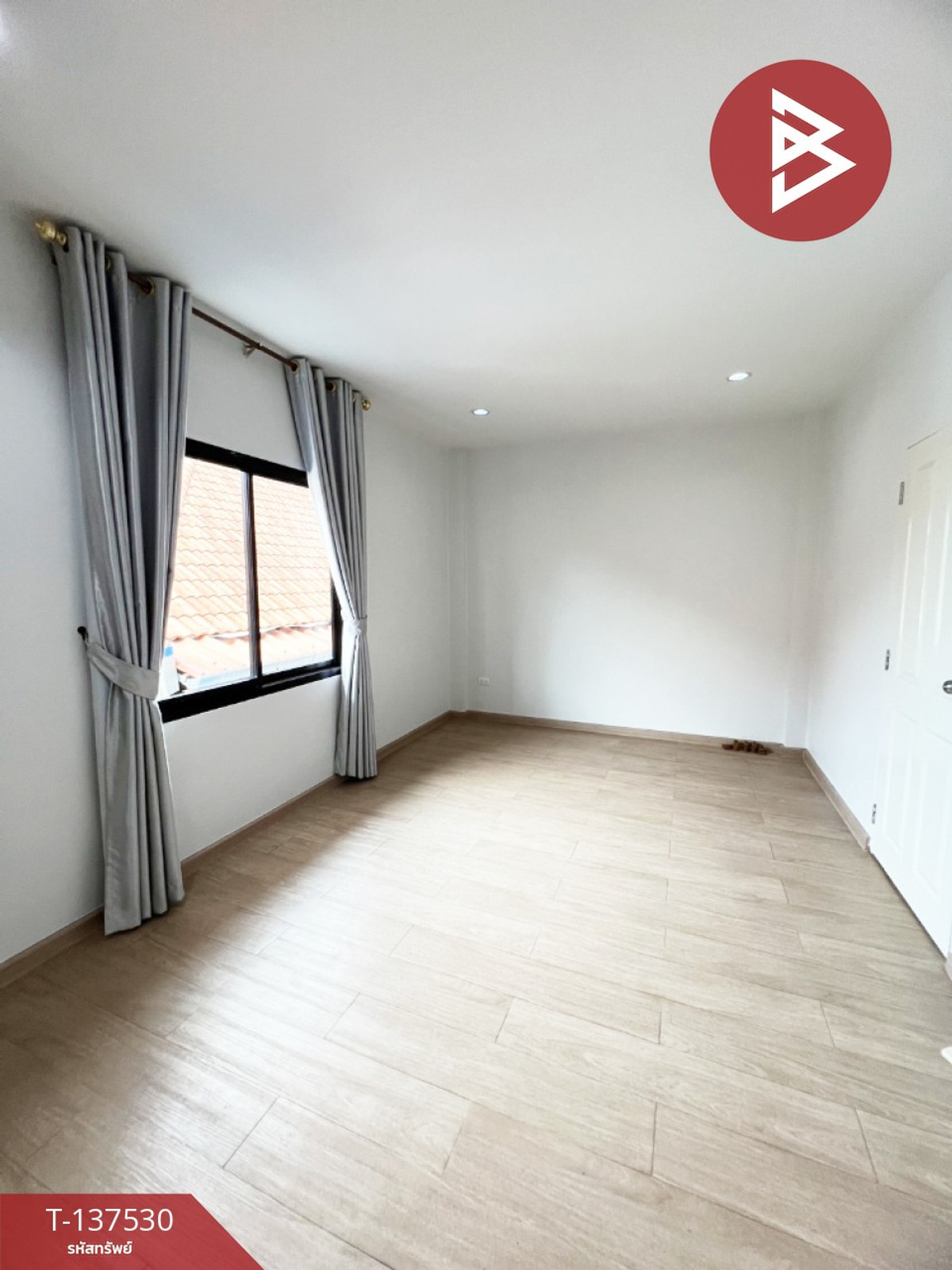 ขายทาวน์โฮมพัทยา บางแสน ชลบุรี สัตหีบ : ขายทาวน์เฮ้าส์ หมู่บ้านเดอะเซ็นทรัล3 อัสสัมชัญ-ศรีราชา (The Central3 Assumption-Sriracha) ชลบุรี