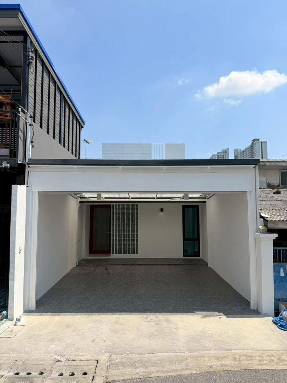 ขายทาวน์โฮมวิภาวดี ดอนเมือง หลักสี่ : ทาวน์เฮ้าส์ 1.5 ชั้น ม.พงษ์เพชรพัฒนา (งามวงศ์วาน 35)  ขนาด 25 ตารางวา 3 ห้องนอน แต่งใหม่พร้อมอยู่ ซอยงามวงศ์วาน 35 แขวงทุ่งสองห้อง เขตหลักสี่ กรุงเทพมหานคร