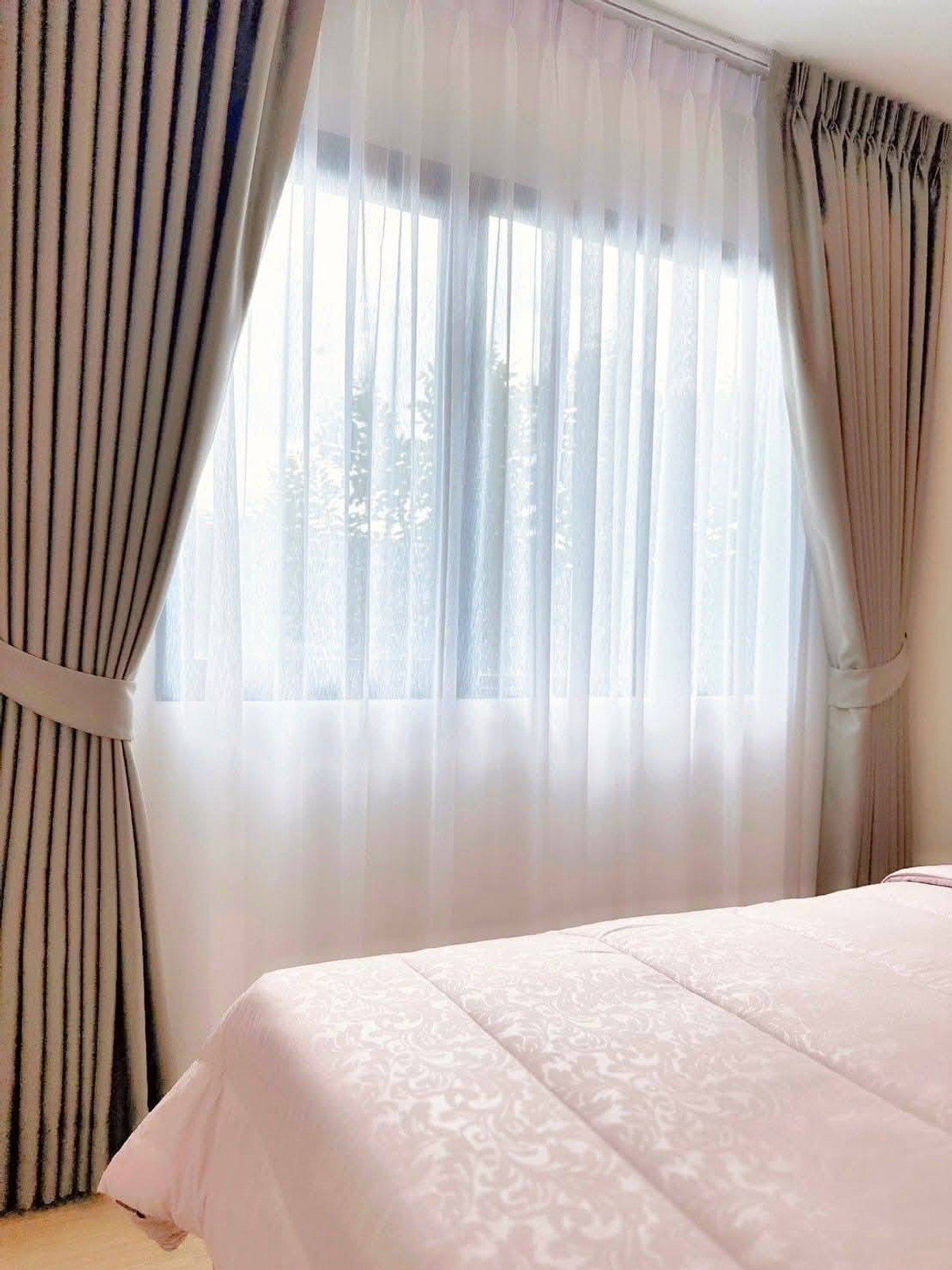 ให้เช่าคอนโดโชคชัย4 ลาดพร้าว71 : #E384 🎉060469 ให้เช่าคอนโด Chewathai Hallmark Ladprao - Chokchai 4 Phase 2