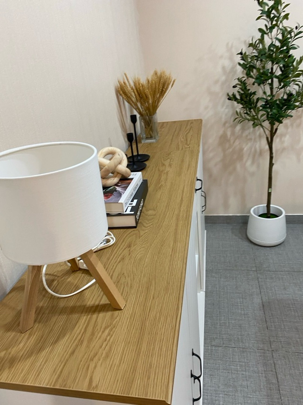 ขายคอนโดบางนา แบริ่ง ลาซาล : ขายคอนโด ชั้น1 มีสวน 2นอน 1น้ำ 58ตร.ม จอดรถ2คัน 