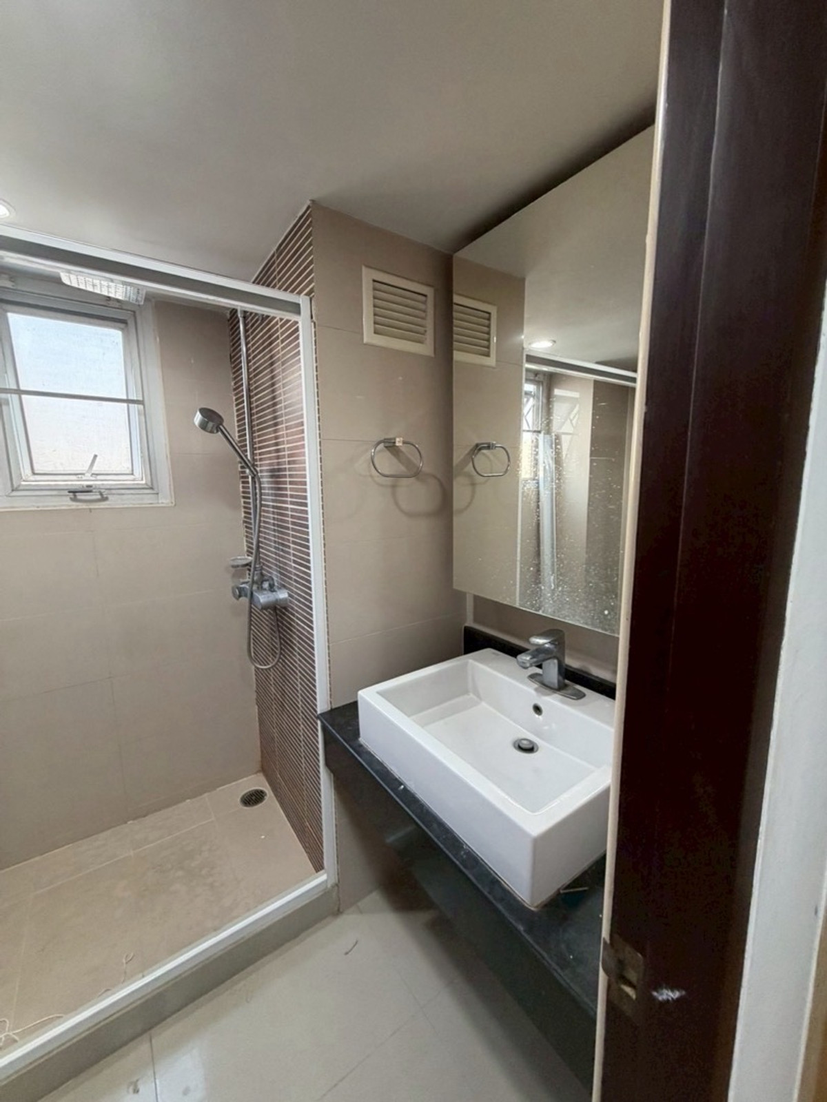 For RentCondoRama 8, Samsen, Ratchawat : Hot price for rent Baan Samsen (Baan Samsen) large room 76 sq m. 🔥🔥