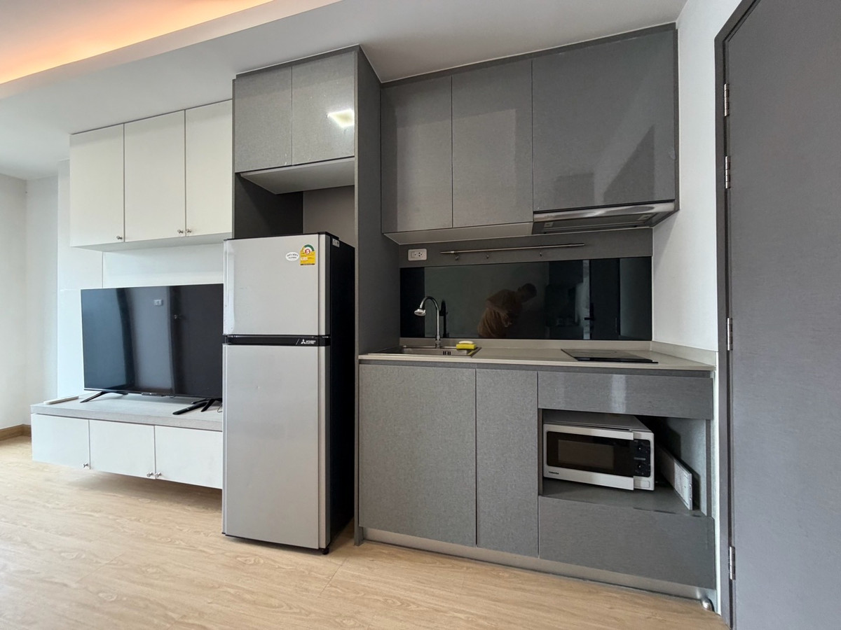 ให้เช่าคอนโดอ่อนนุช อุดมสุข : [ให้เช่า] IDEO Sukhumvit 93 (ไอดีโอ สุขุมวิท 93)
ติด BTS บางจาก 0 เมตร เดินทางเข้าเมืองสะดวกสุดๆ
รายละเอียดห้อง:
