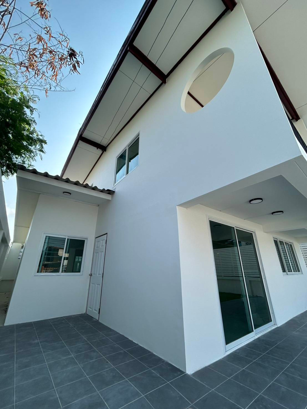 For SaleHouseSamut Prakan,Samrong : House for sale opposite the Naval Academy, Samut Prakan.