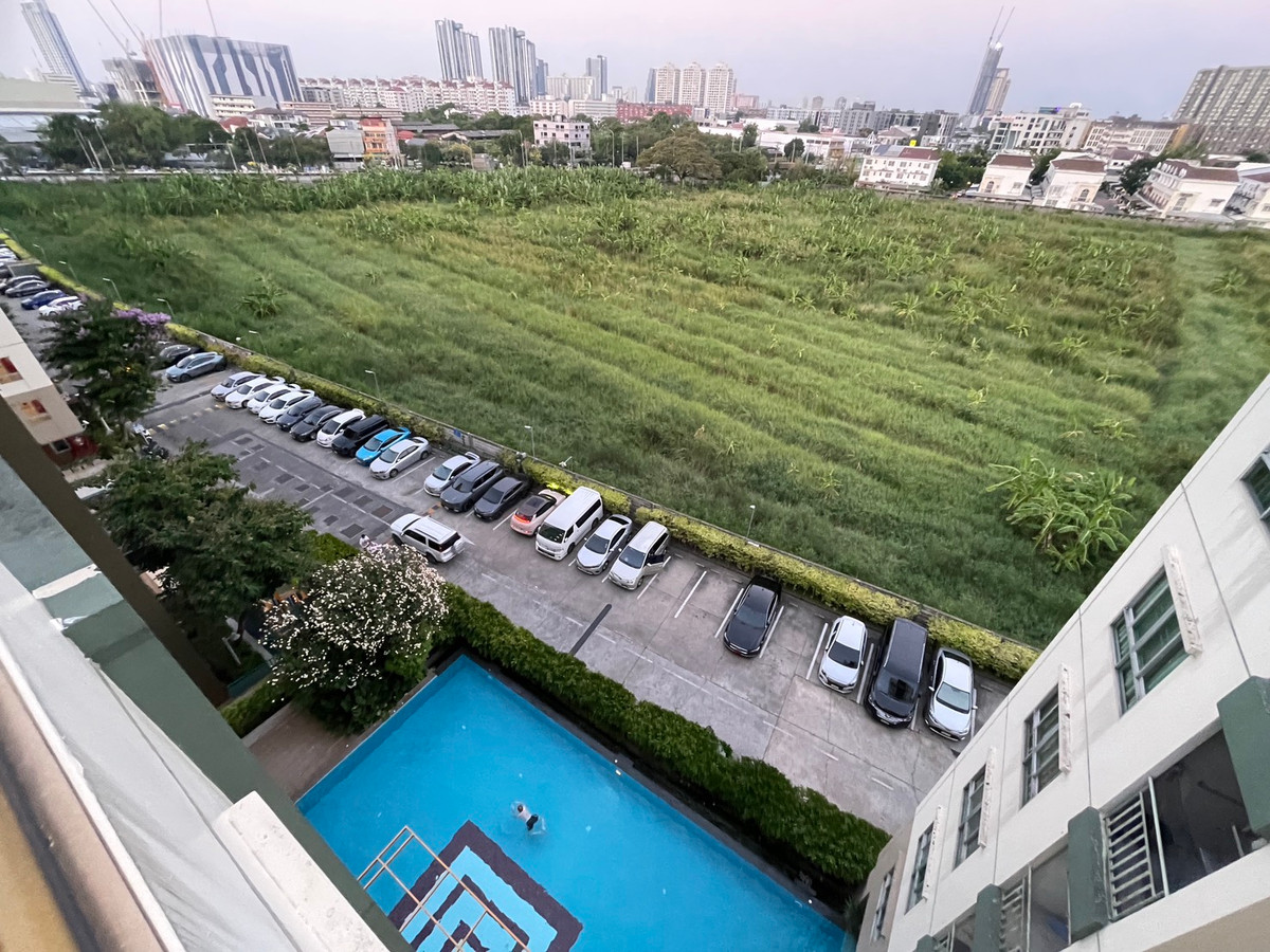 For RentCondoRamkhamhaeng, Hua Mak : Newly renovated condo for rent The room is beautifully decorated as described. Hurry and reserve before the university opens. Lumpini Vill Ramkamhang26 call 0896620022