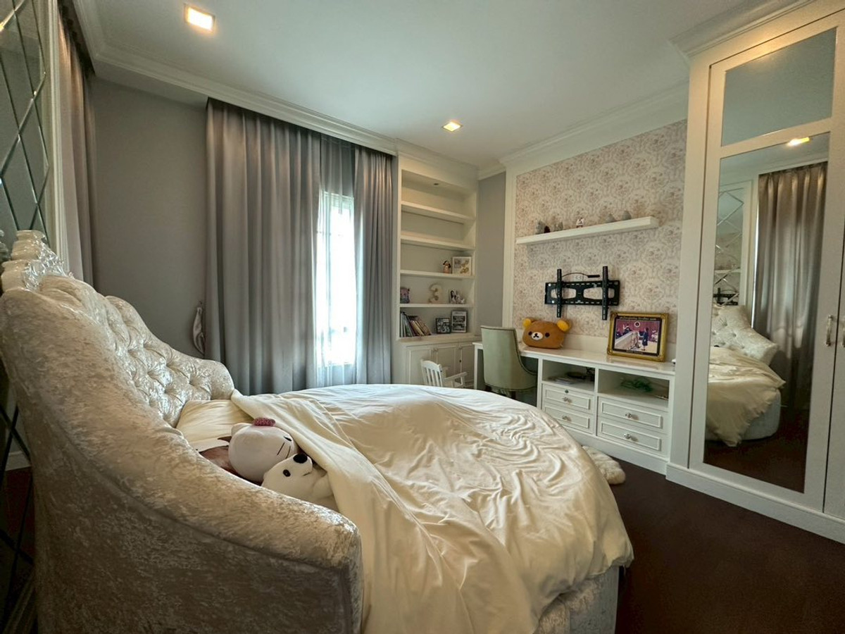 ขายบ้านบางนา แบริ่ง ลาซาล : ขายบ้านเดี่ยว 2 ชั้น หมู่บ้านนาราสิริ บางนา ทำเลดี เดินทางสะดวก