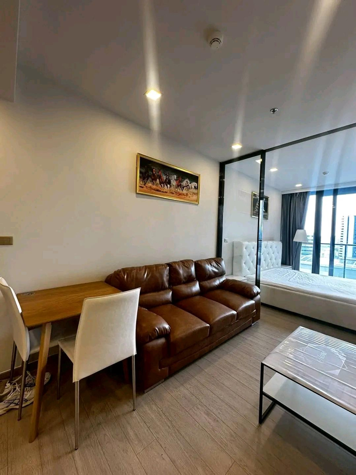 ขายคอนโดพระราม 9 เพชรบุรีตัดใหม่ RCA : 69 04 452 
ขาย วันไนน์ไฟว์ อโศก – พระราม 9