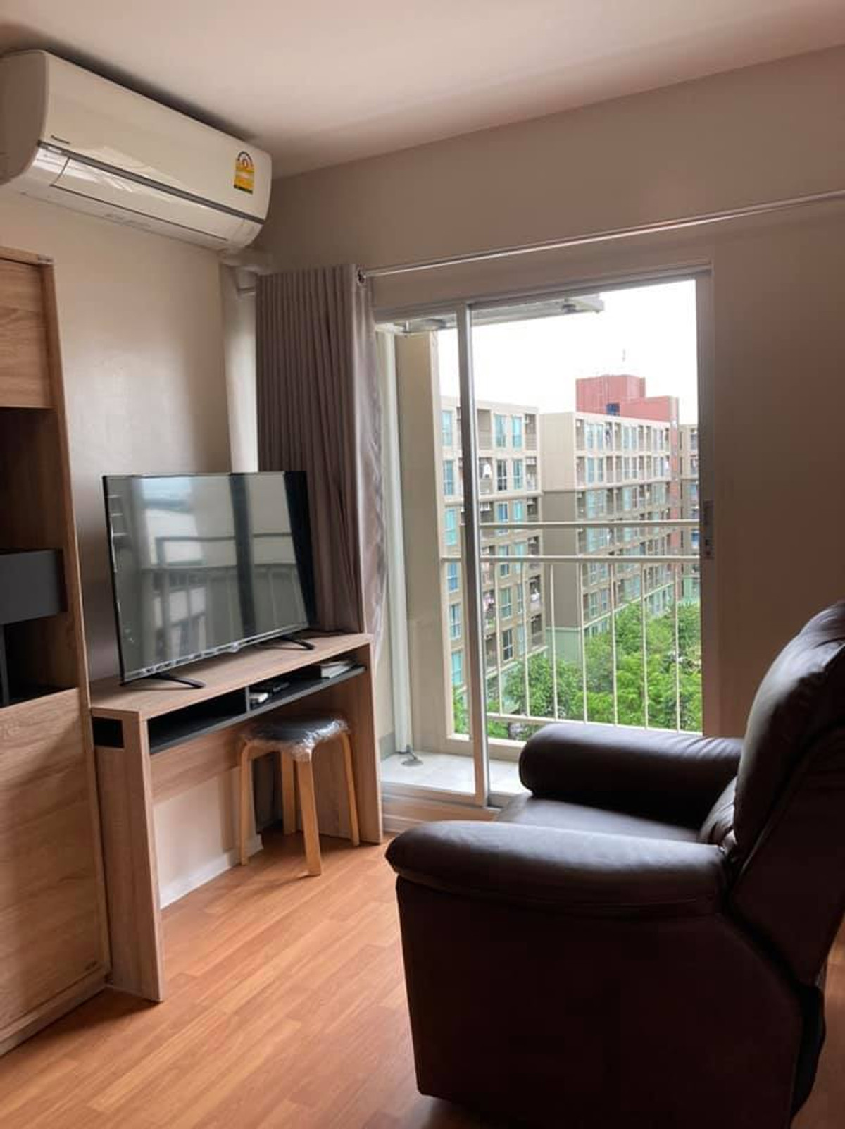 ขายคอนโดบางนา แบริ่ง ลาซาล : (รหัส SM1866) ขายคอนโด โครงการ Lumpini Place Bangna KM.3 : ลุมพินี เพลส บางนา กม.3 // คอนโดทำเลบางนา ติด Central เดินได้ ใกล้ MRT>BTS 