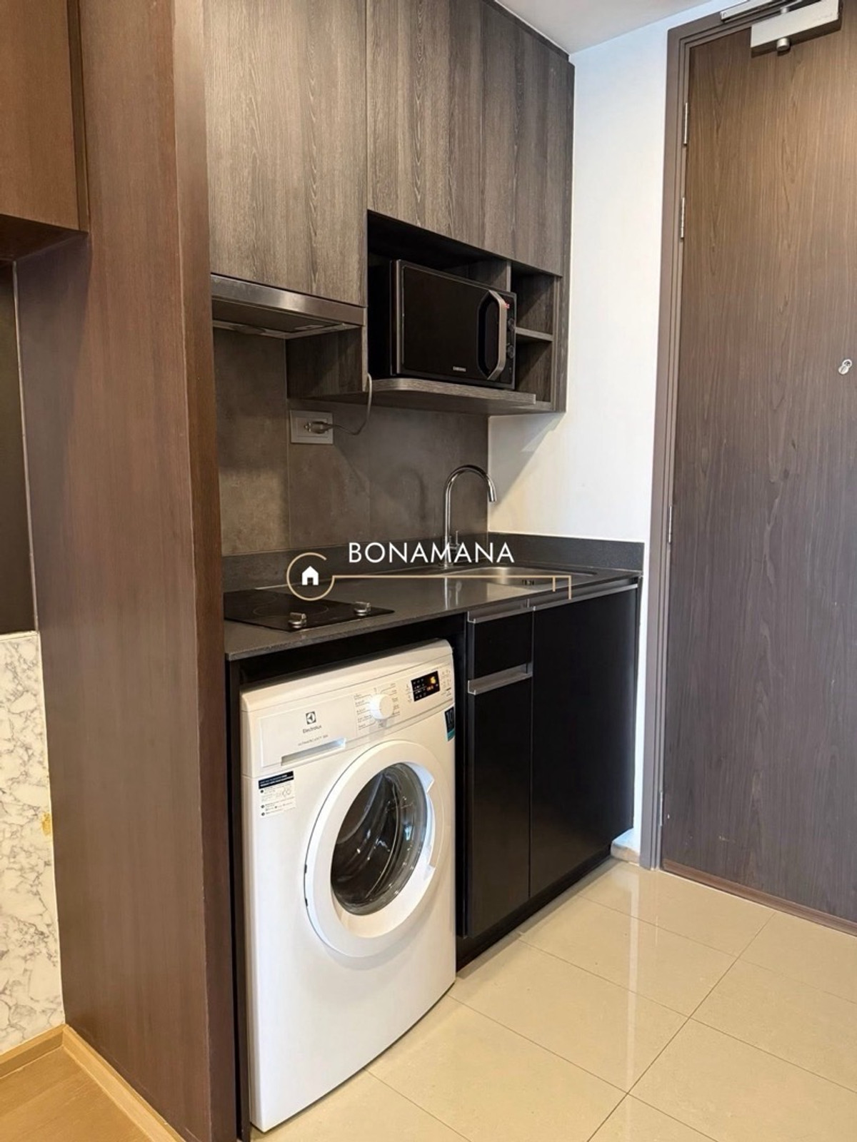 ให้เช่าคอนโดสยาม จุฬา สามย่าน : ให้เช่า Ashton Chula Silom [แอชตัน จุฬา-สีลม] Luxury Condo (MRT สามย่าน 180m)