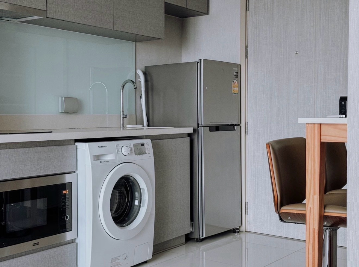 คอนโดสุขุมวิท อโศก ทองหล่อ : 🌟เจ้าของ | ขายดีที่สุด หันหน้าทิศใต้ 1 BR 🏙 Rhythm สุขุมวิท 36–38 | FQ