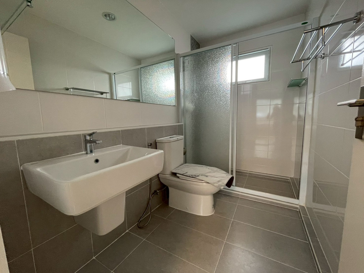 For SaleHousePathum Thani,Rangsit, Thammasat : 95886 - Single house for sale, Village Villaggio Rangsit-Klong 2, Villaggio Rangsit-Klong 2, beautiful house, new, ready to move in.