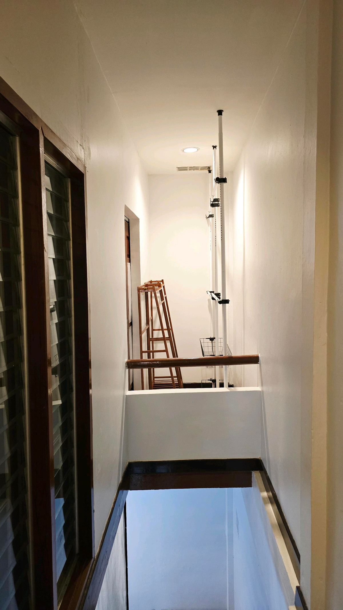 ให้เช่าทาวน์โฮมวงเวียนใหญ่ เจริญนคร : 📣 For Rent | Townhome 2 ชั้น ใกล้ BTS กรุงธนบุรี (ซอยเจริญนคร 18)
🏡 บ้านรีโนเวทใหม่ แต่งครบ พร้อมอยู่ ใกล้ไอคอนสยาม ใกล้สาทร