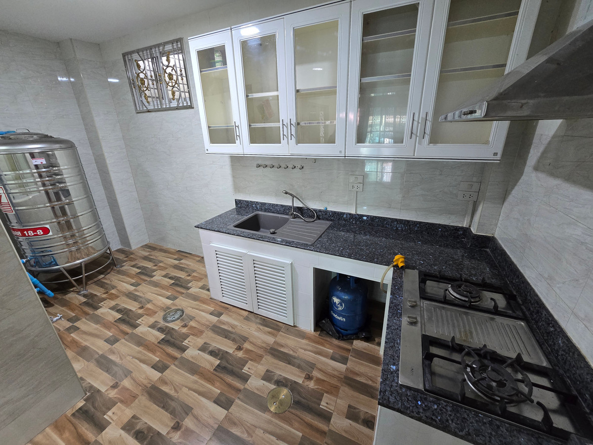 ให้เช่าทาวน์โฮมเอกชัย บางบอน : ทาวน์เฮ้าส์ 3BED 3BATH | 264ตรม | BTS วุฒากาศ | 28,000/เดือน (เลี้ยงสัตว์ได้🐶🐱✅)