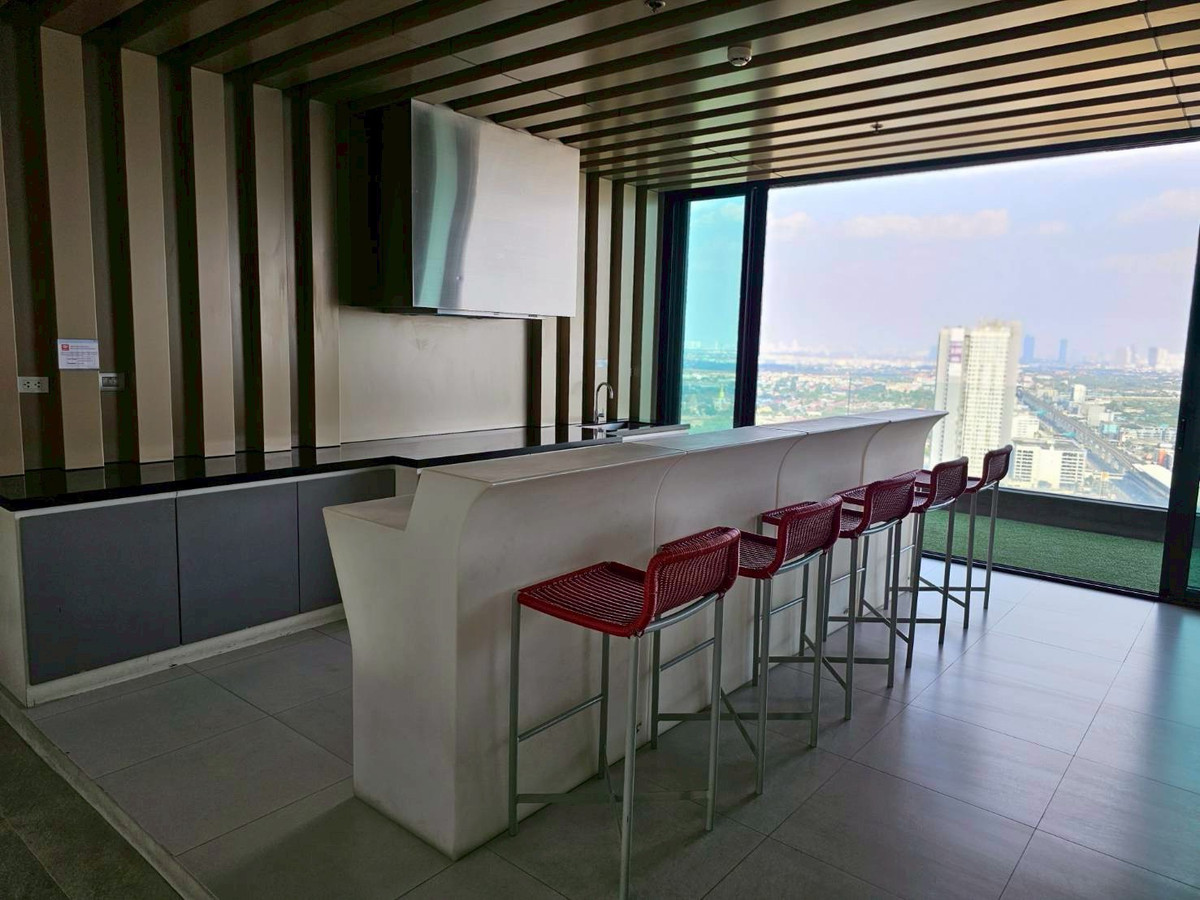 ขายคอนโดนนทบุรี บางใหญ่ บางบัวทอง : 95500 - ขายถูกกว่าราคาประเมิน พลัมคอนโด เซ็นทรัลสเตชัน เฟส2 ตึกB หน้าสุด สะดวกเดินไปห้างเซ็นทรัลเวสเกตได้เลย ใกล้ MRT บางใหญ่ ใกล้ทางด่วนมอเตอร์เวย์ M81 ต.เสาธงหิน อ.บางใหญ่ นนทบุรี