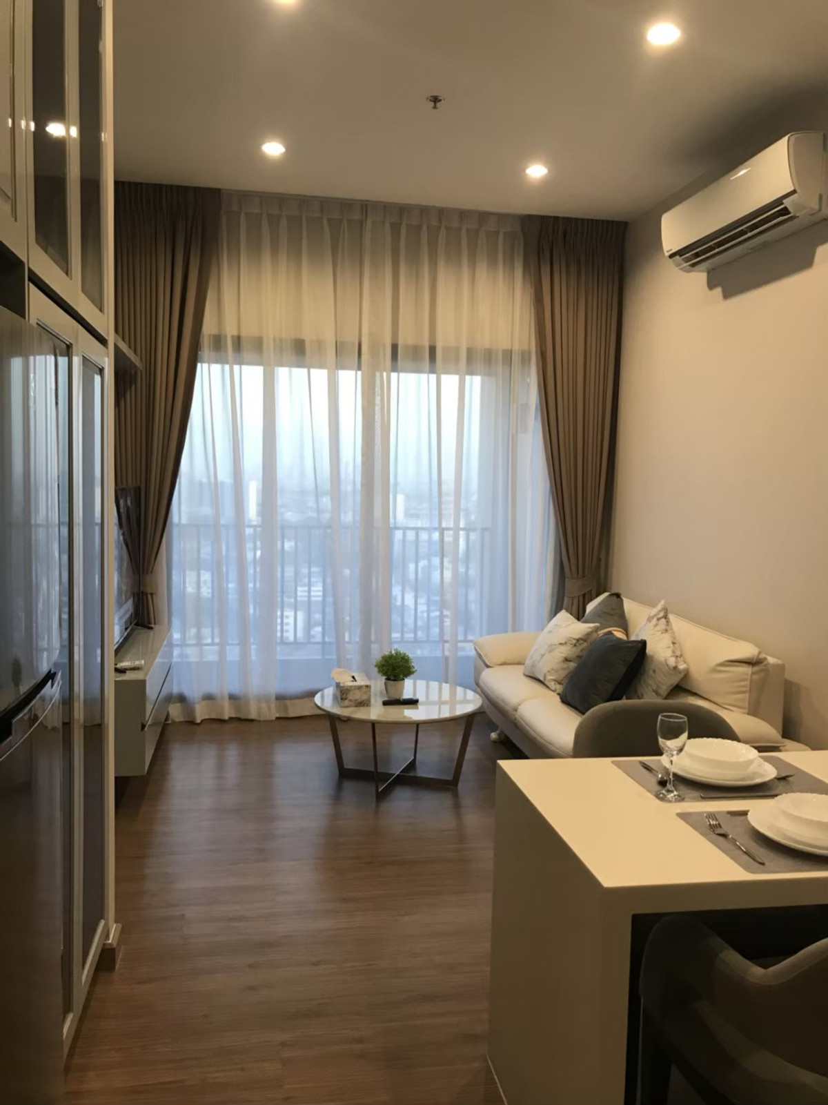 ขายคอนโดบางซื่อ วงศ์สว่าง เตาปูน : [ขาย] คอนโดหรูวิวแม่น้ำ ชั้นสูง (FL.22) ห้องใหญ่ อยู่สบาย | Chewathai Residence Bang Pho